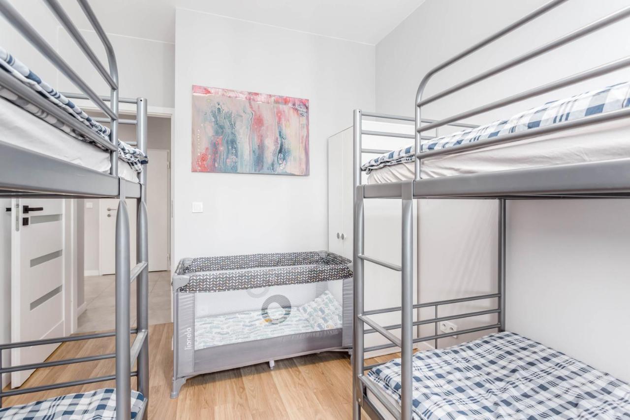 Chill Apartments Family Apartments ワルシャワ エクステリア 写真