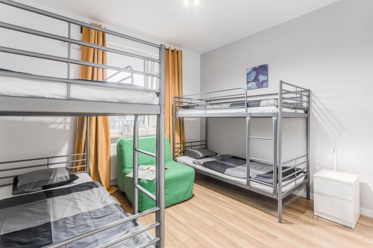 Chill Apartments Family Apartments ワルシャワ エクステリア 写真