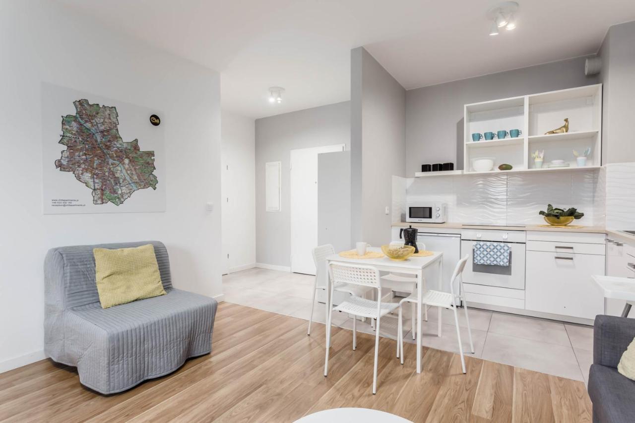 Chill Apartments Family Apartments ワルシャワ エクステリア 写真