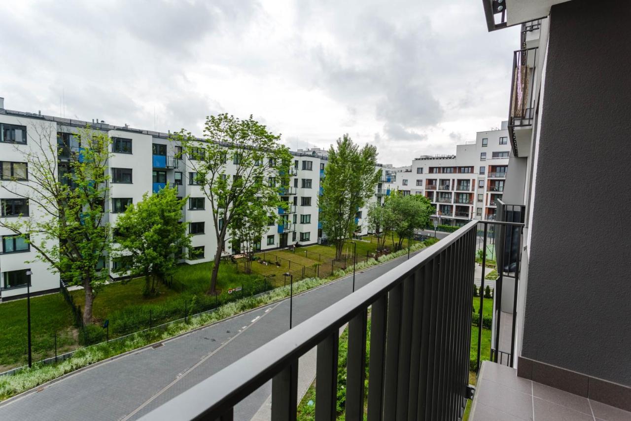 Chill Apartments Family Apartments ワルシャワ エクステリア 写真